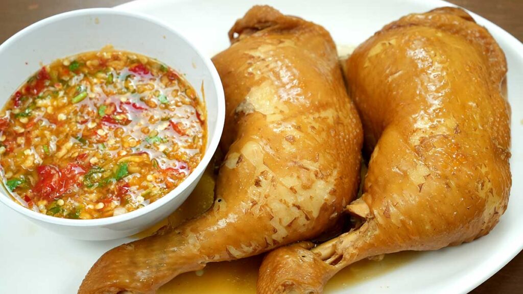 ไก่ต้มน้ำปลา